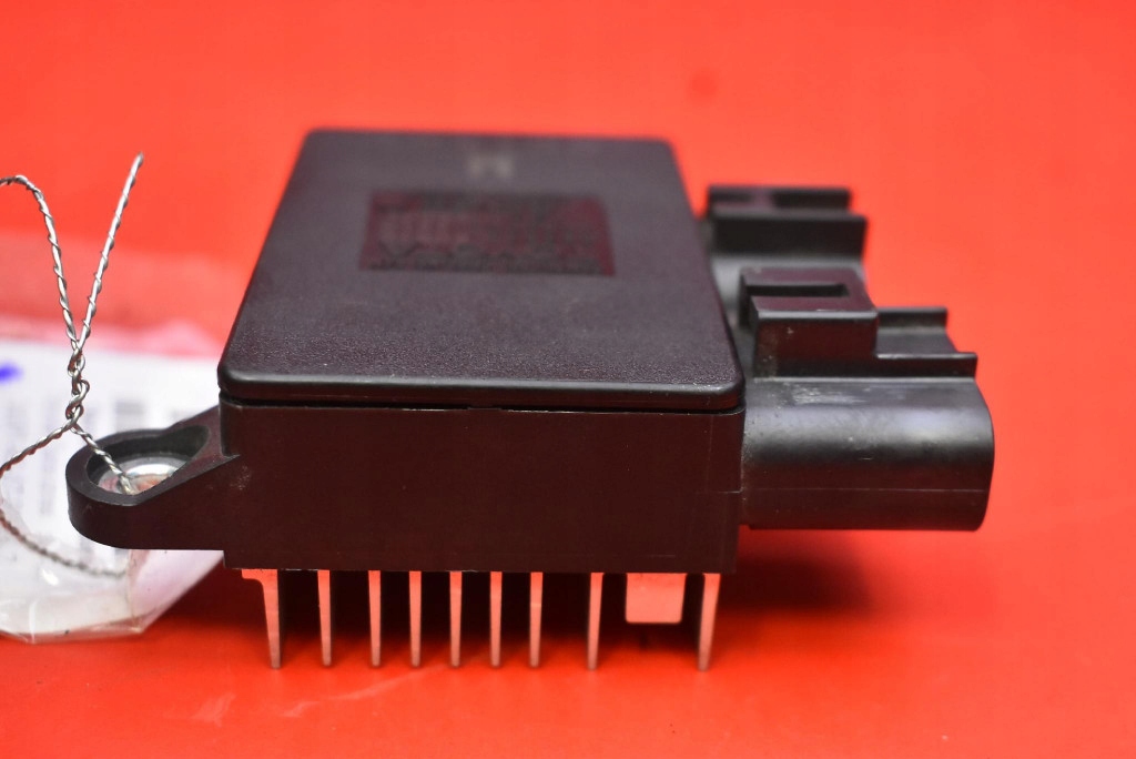 фото №5, Блок керування вентилятора 89257-499300 toyota yaris cross 1.5 vvt-ie 92 km 20-