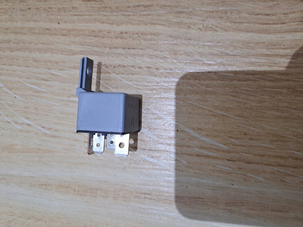 фото №1, Реле renault 7700810395