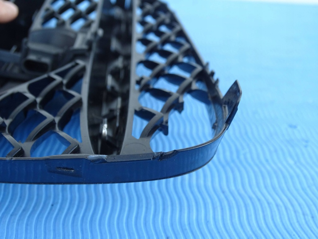 фото №7, Mercedes s amg w222 решётка бампера + датчик a2228857200