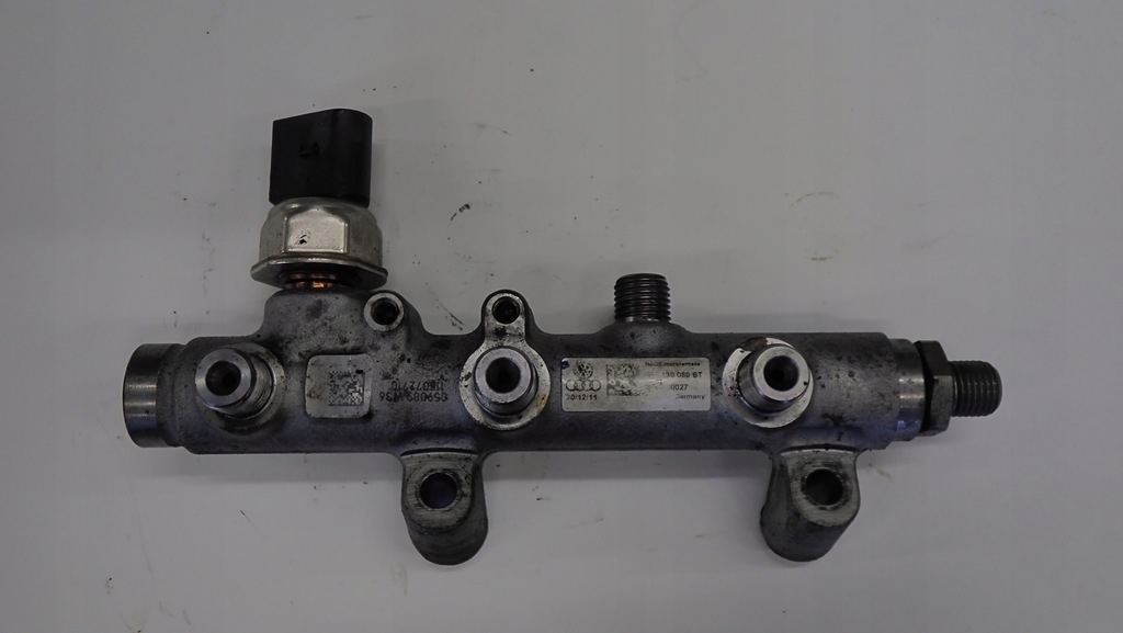 фото №2, Молдинг упорскування 059130089ca porsche cayenne