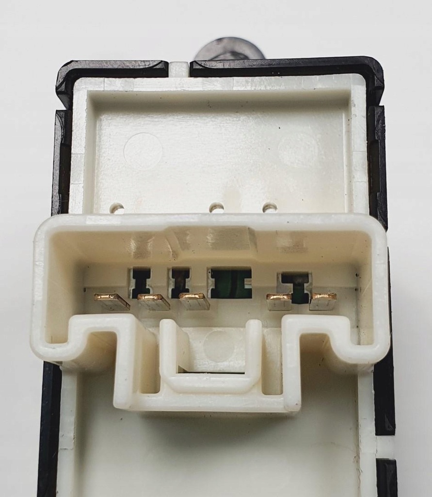 фото №3, Кнопка стекло правый перед mazda rx-8