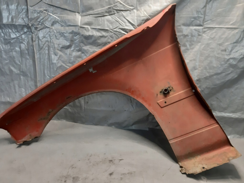 фото №8, Крила правий bmw e36 compact