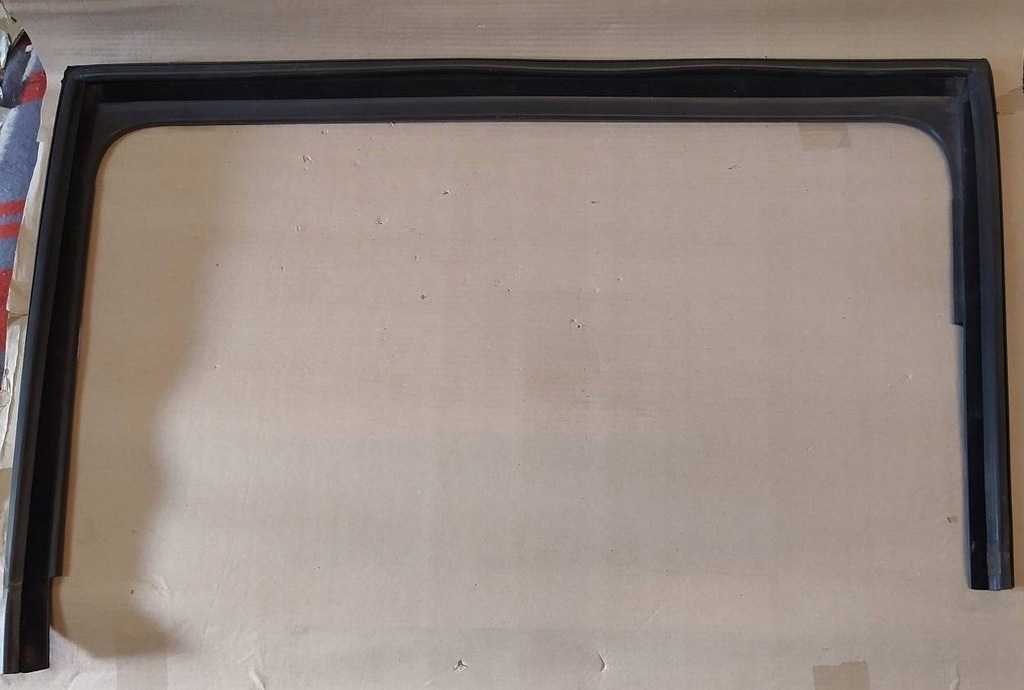 фото №1, Pacifica 17- прокладка стекло дверь задняя левая