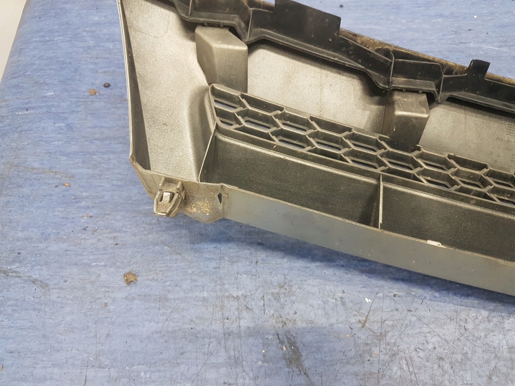 фото №9, Toyota corolla verso i lift решётка радиатора решётка радиатора 1c0