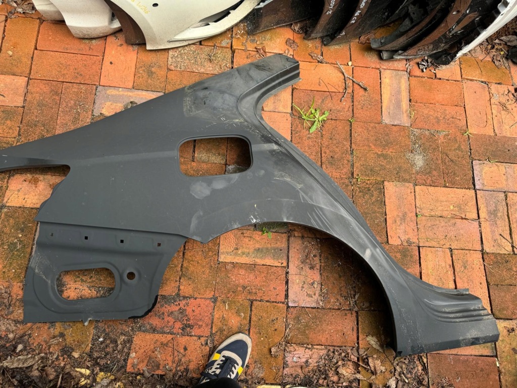 фото №1, Крила задня правий skoda octavia 4 5d