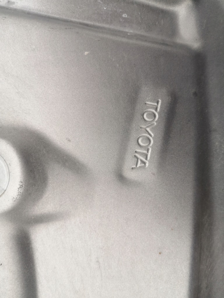 фото №13, Toyota avensis t27 lift t29 15- капот