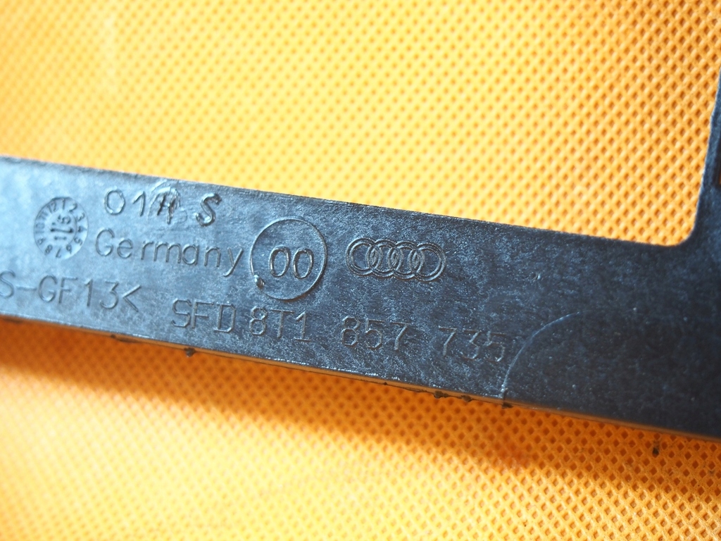 фото №9, Audi a5 8t кронштейн спидометра дисплея 8t1857735