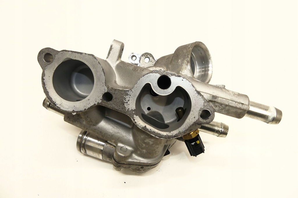 фото №5, Mitsubishi outlander iii 2.4 hybrid 4b12 2019r корпус термостата