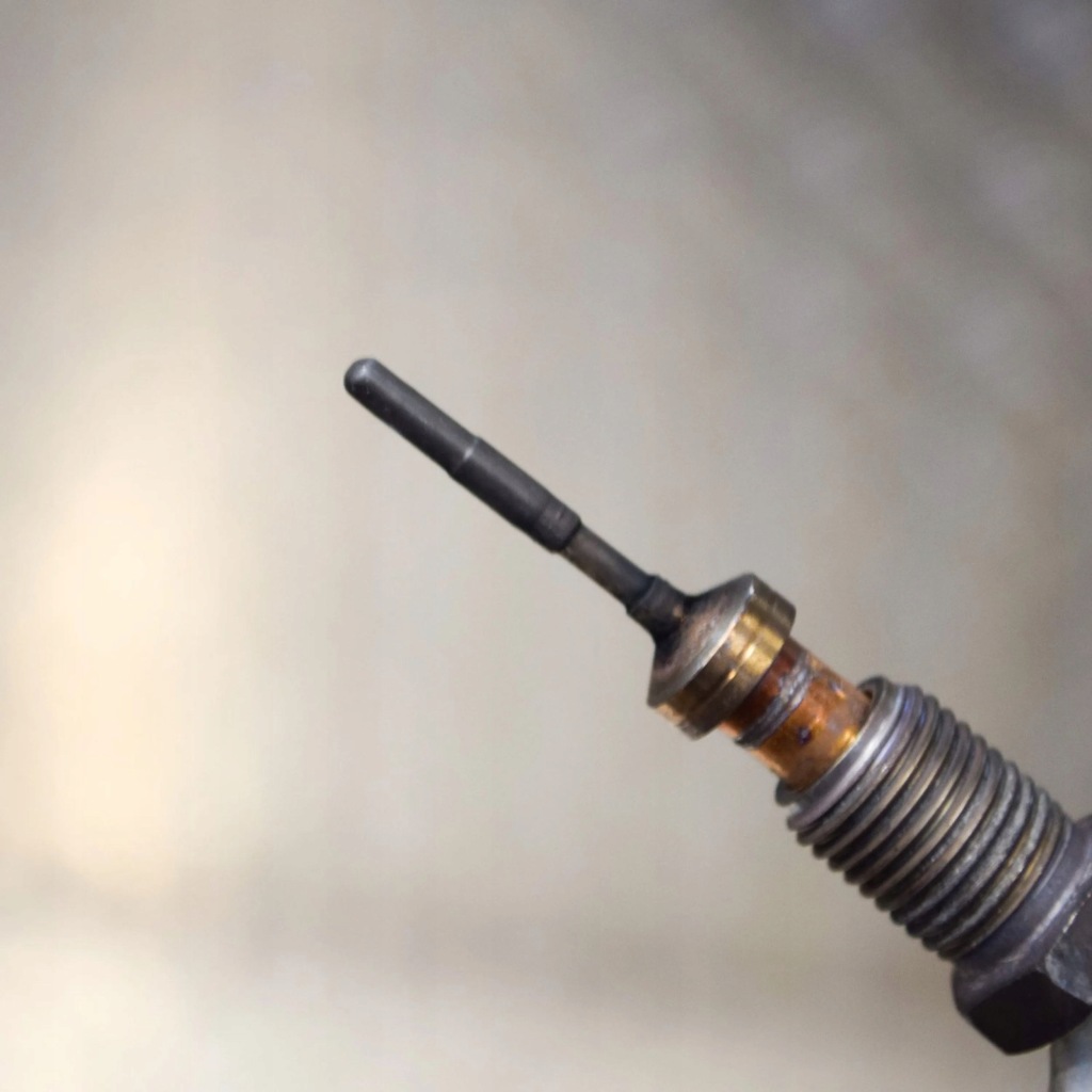 фото №6, Mercedes-benz c w205 2016 датчик температури оливи