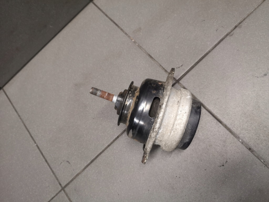 фото №5, Подушка двигателя vw touareg 5.0 tdi 07l6199131