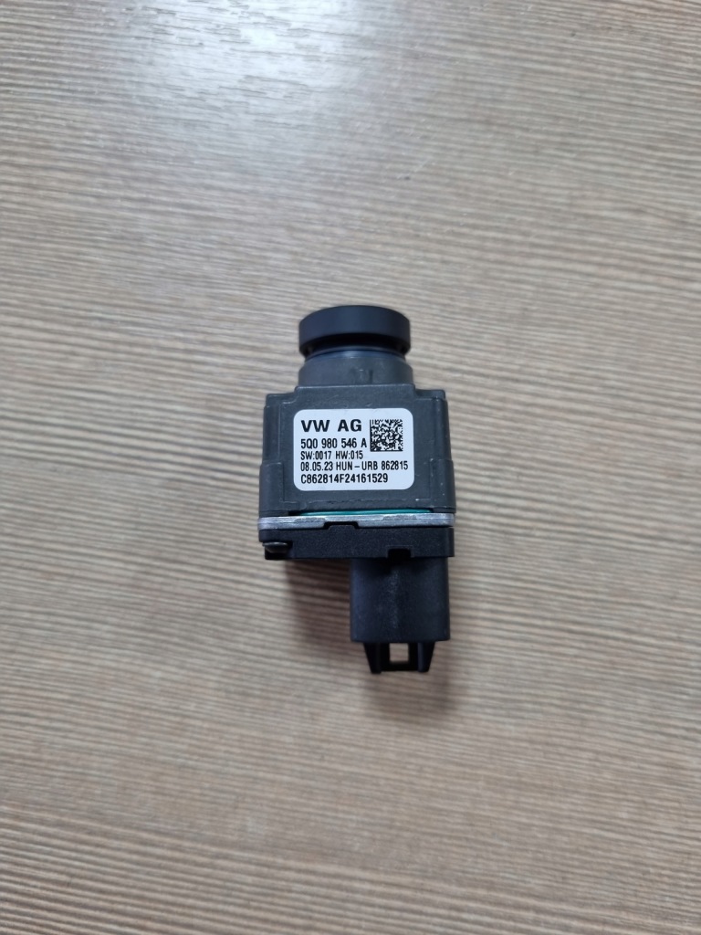 Vw golf камера 5q0980546a оригинал с Разборки