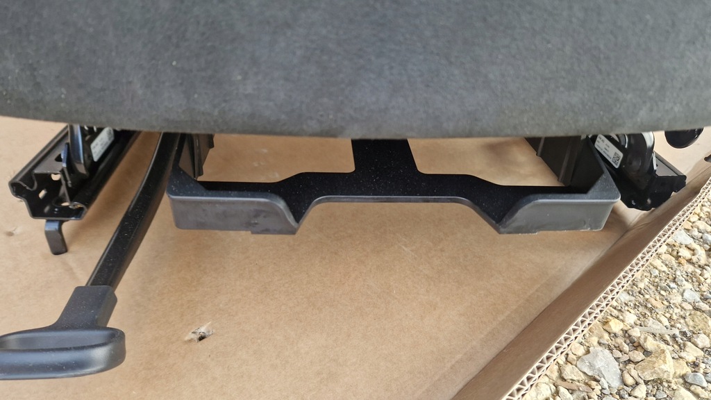 фото №6, Сиденья заднее сиденье seat arona fr кожа alcantara nowe оригинал комплект