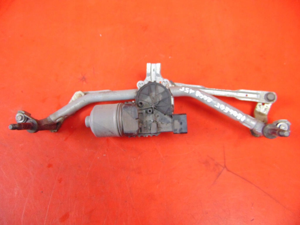 фото №1, Peugeot 2008 i cu механизм дворник перед eu