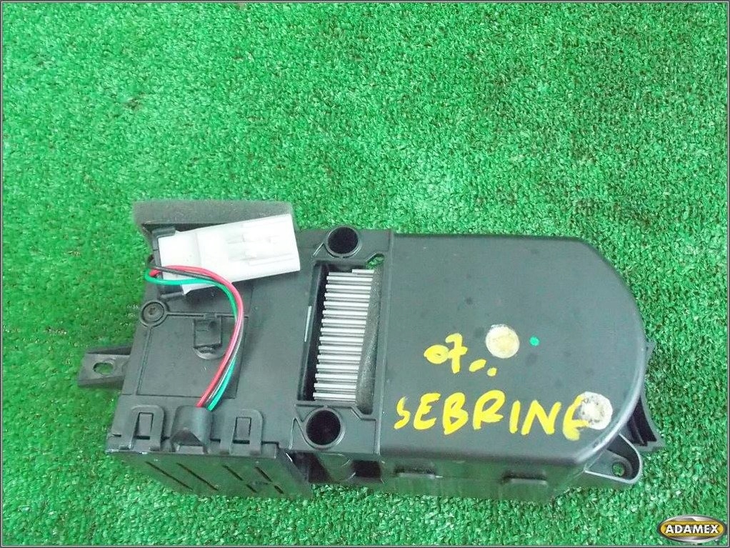 фото №5, Chrysler sebring ii 2007- кронштейн нагреватель чашка