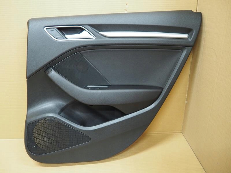 фото №1, Обивка дверь правых задних audi a3 iii 8v