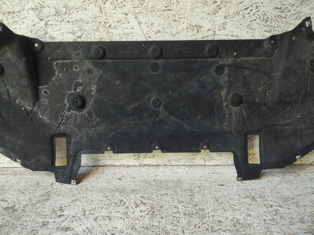 фото №9, Audi r8 4s0 плита захист pod бампер