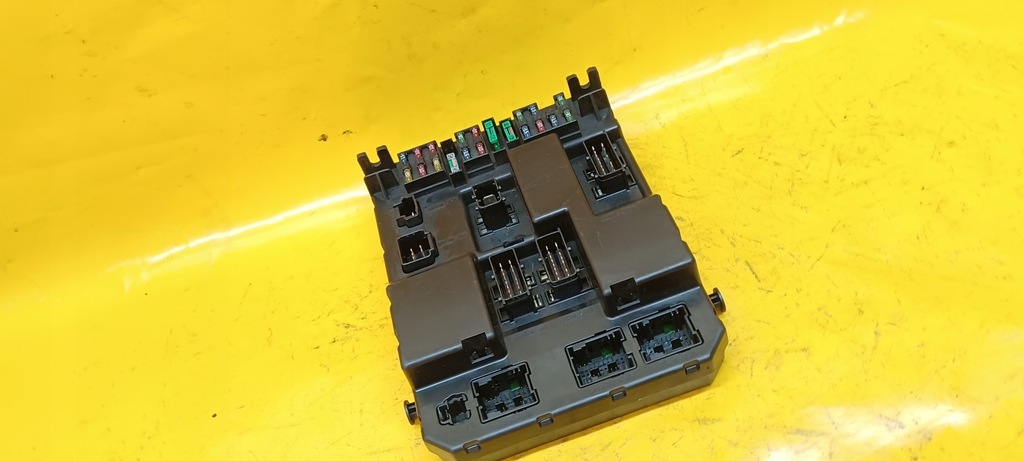 фото №8, Коробка предохранителей peugeot 307 2,0hdi 01-07r