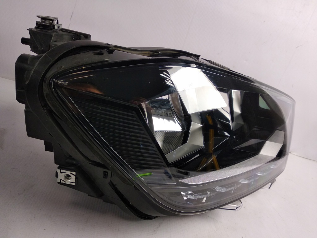 фото №4, Vw golf sportsvan lift лампа правая перед led