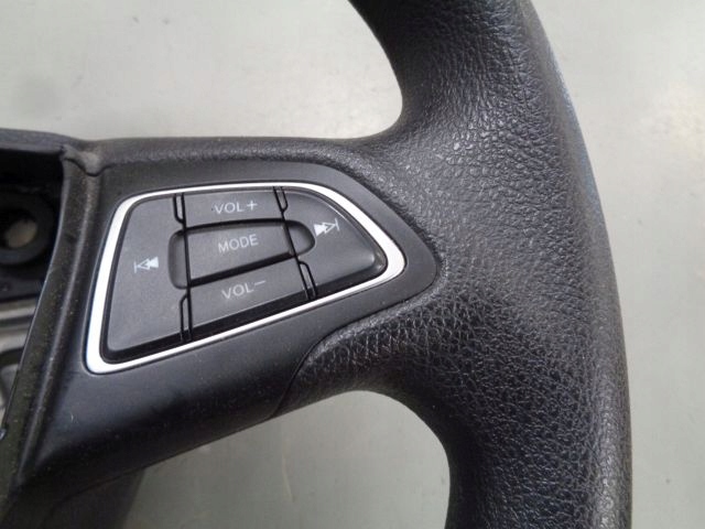 фото №5, Повітропровід ford focus mk3 lift пластикова ładna