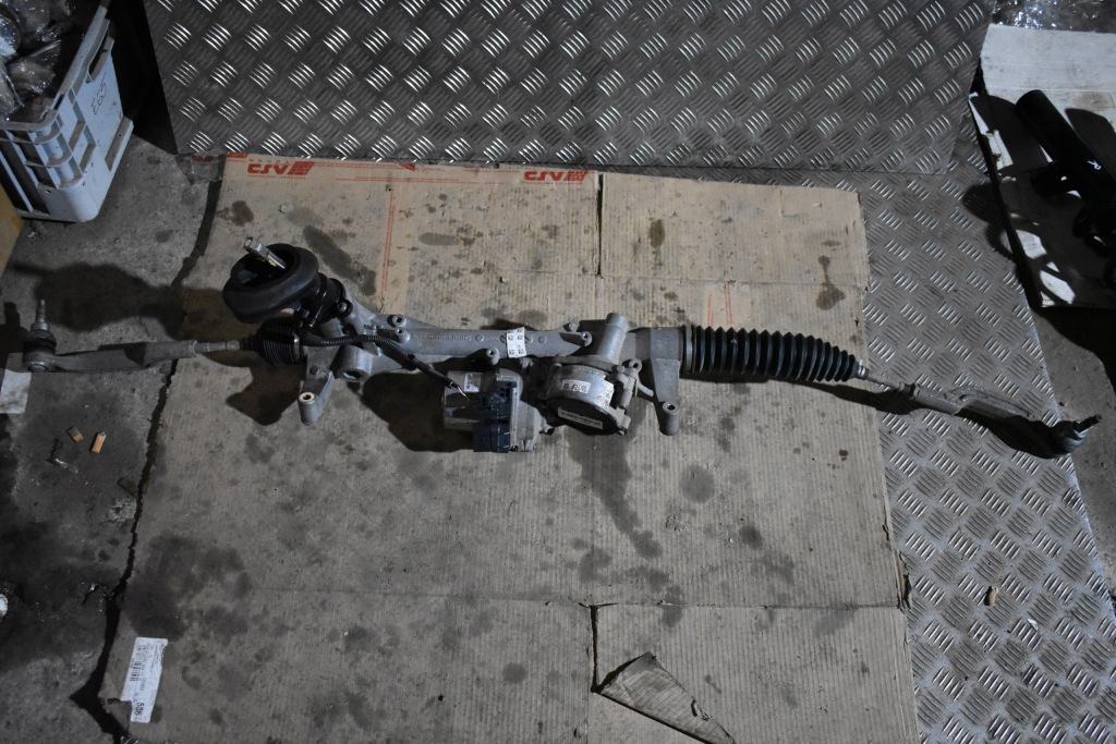 фото №1, Idealna рулевая рейка kpl. mercedes a45 w118 w177 1