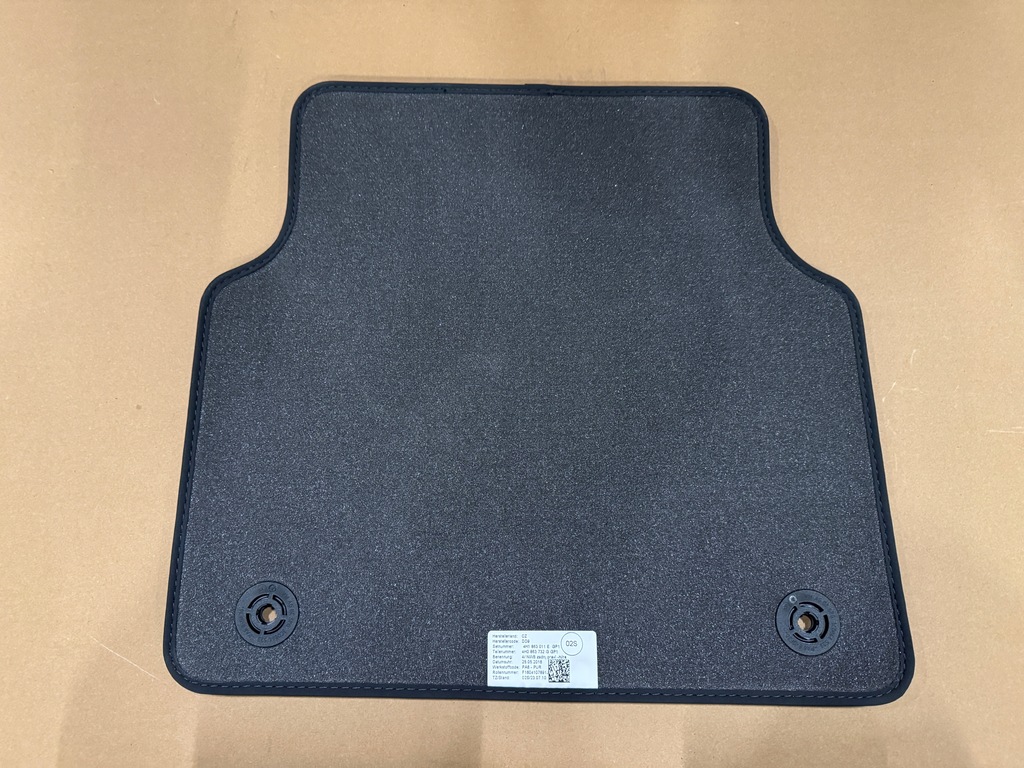 фото №12, Audi a8 s8 4h коврики велюровые оригинал комплект 4h1863011e gp1 demo 18km