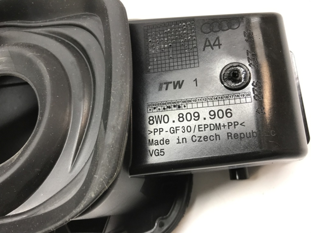 фото №5, Крышка заливной топлива audi a4 b9 8w0809906