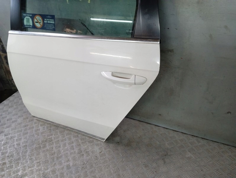фото №6, Двері задня задні ліва vw passat b7 kombi lb9a