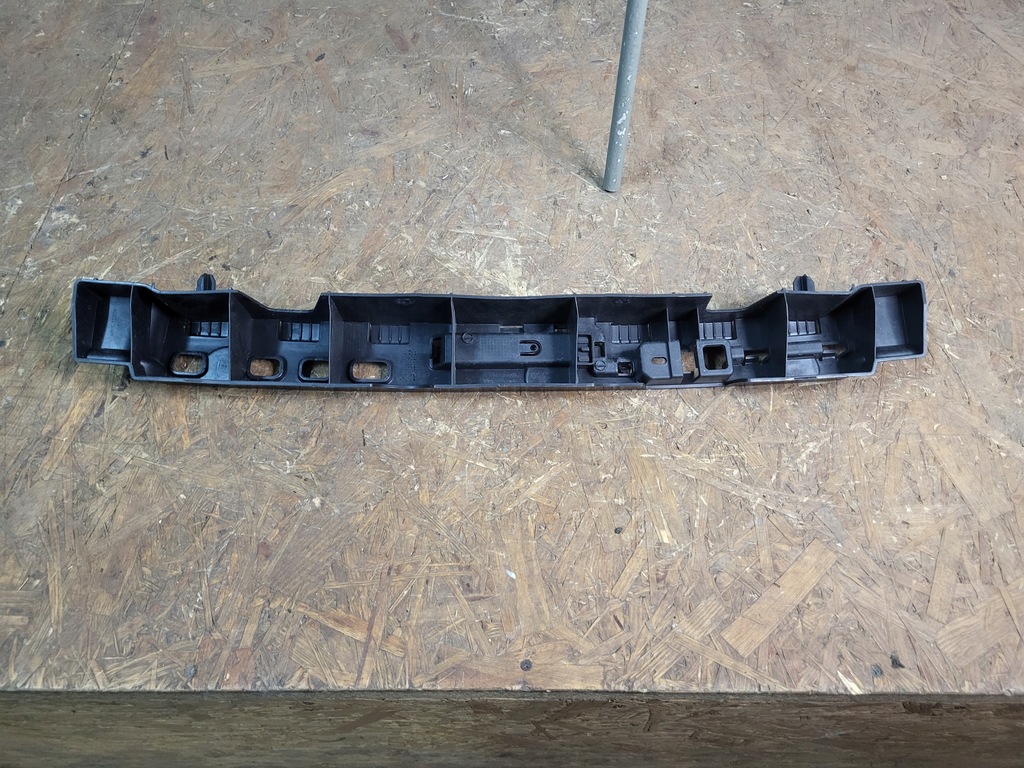 фото №7, Renault captur 1 кронштейн средний бампера задняя