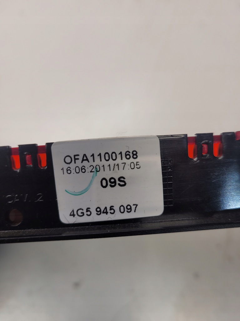 фото №6, Свет стоп стоп-сигнал a6 c7 sedan 4g5945097