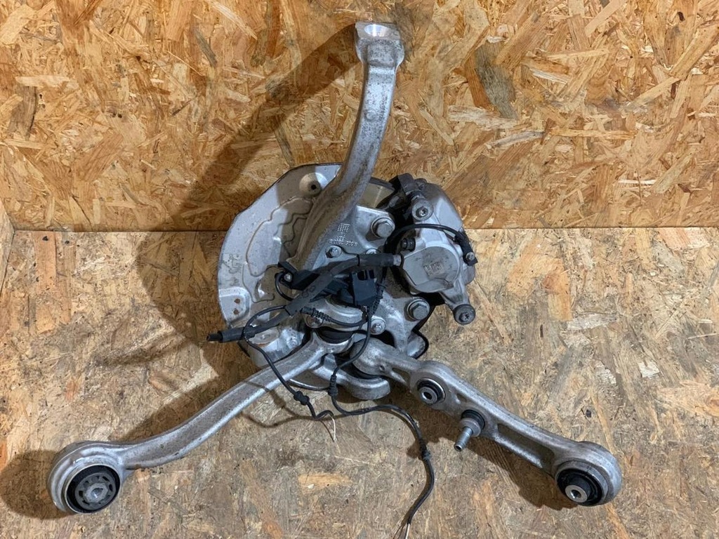 фото №8, Поворотный кулак правая рычаги mercedes c-klasa 2052200