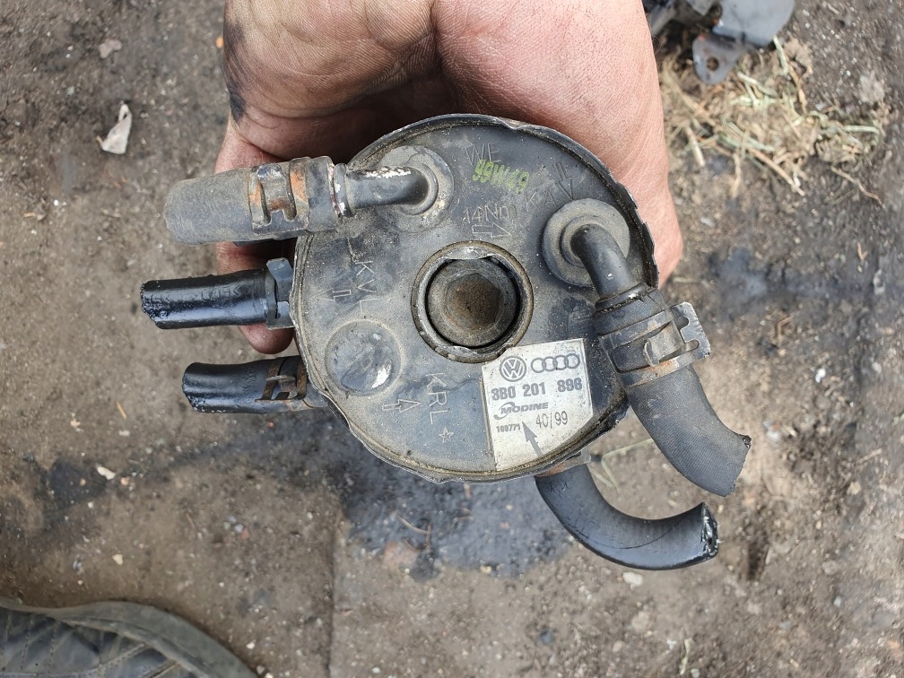 058145805c 31697265 интеркулер vw passat b5 исправный герметичный Недорого