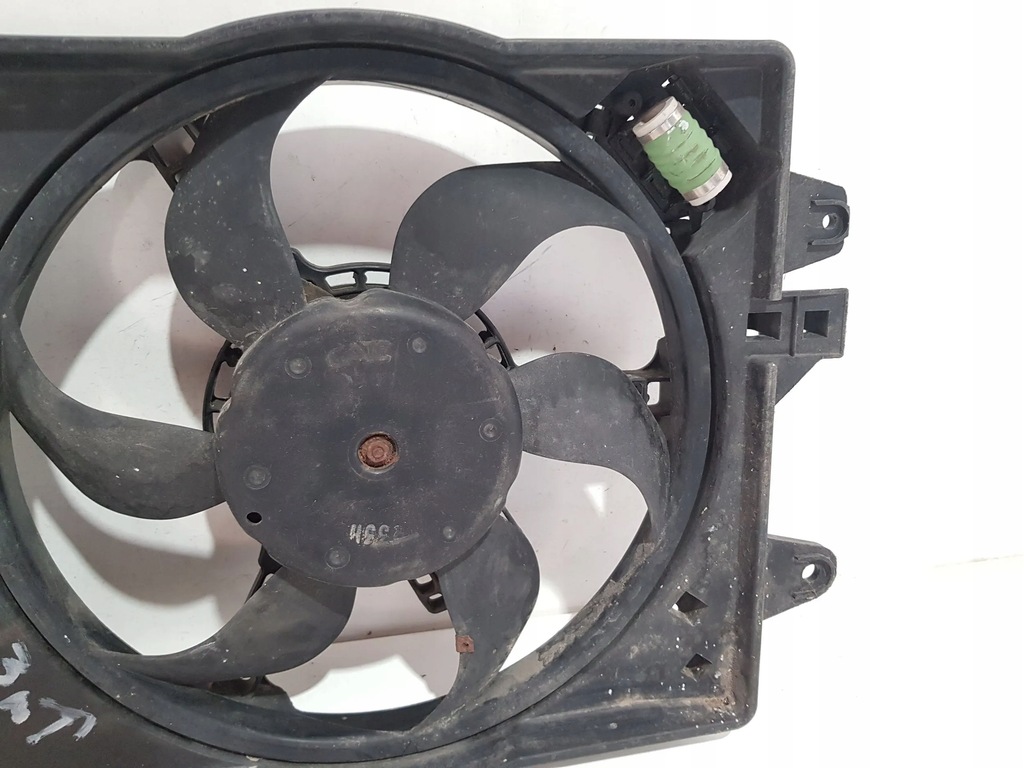 фото №12, Вентилятор радиатора fiat idea 823700600 1.4 16v