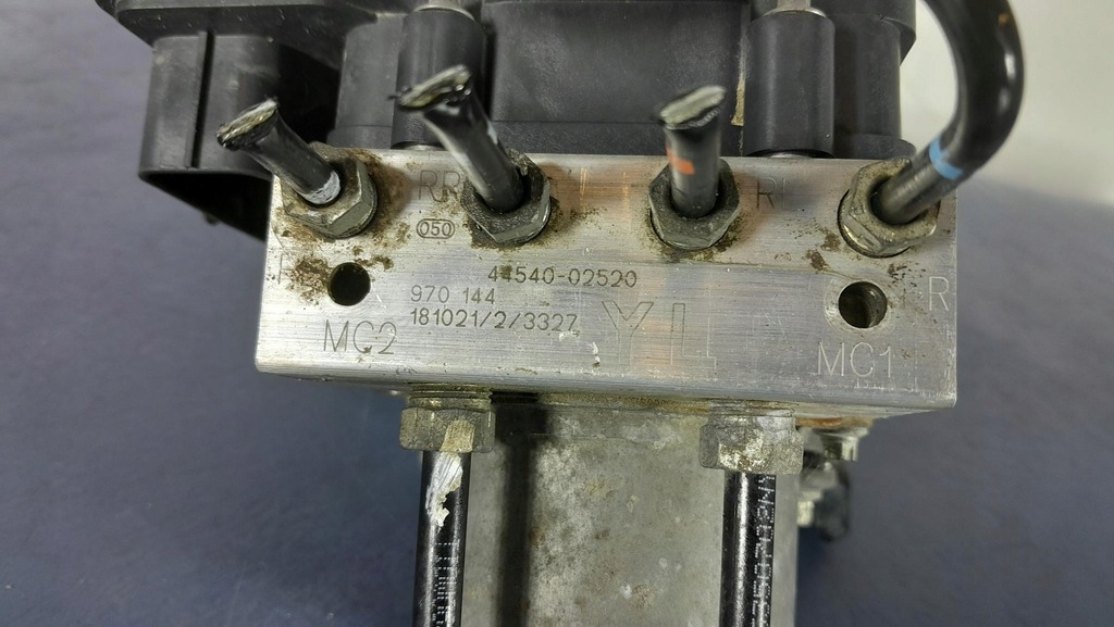 фото №4, Toyota auris ii насос abs 44540-02520