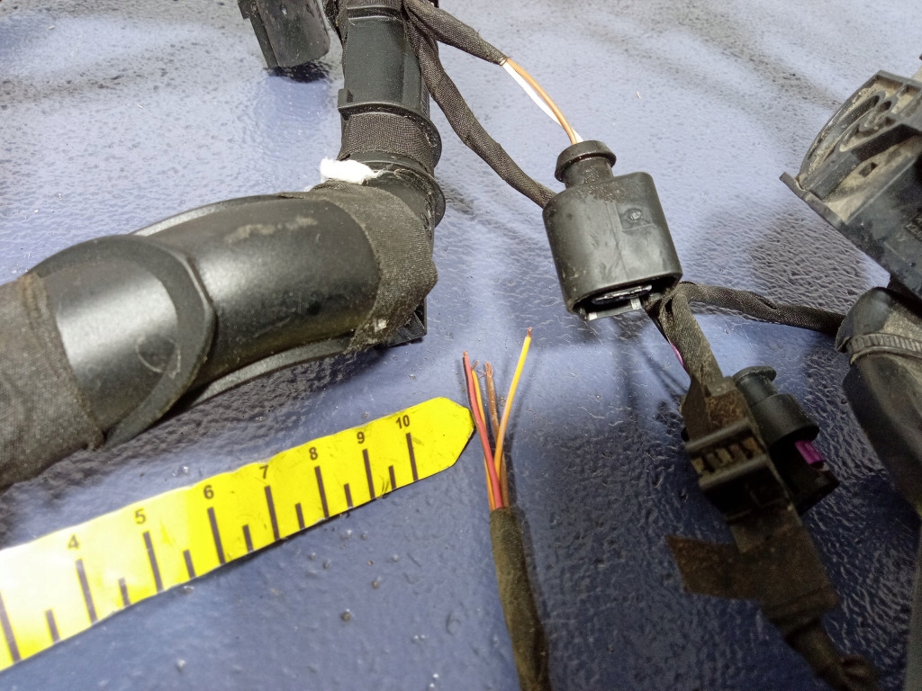 фото №10, Audi q4 e-tron запобіжники електропроводка відсік двигуна електрик