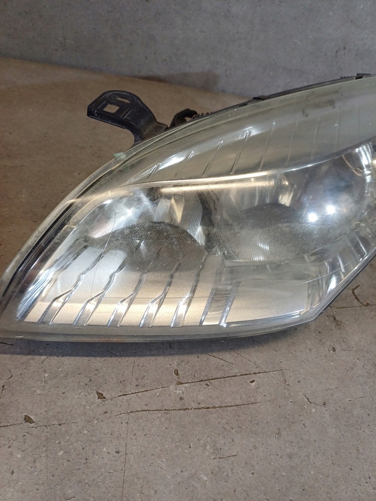 фото №4, Лампа ліва перед renault megane iii nr. 260600017r