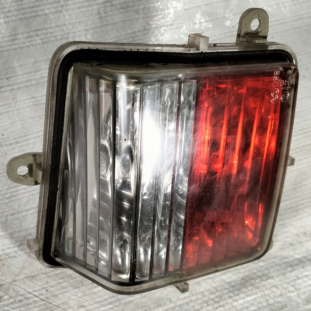 фото №1, Лампа w кришка багажника права задня citroen c6 9646228280g