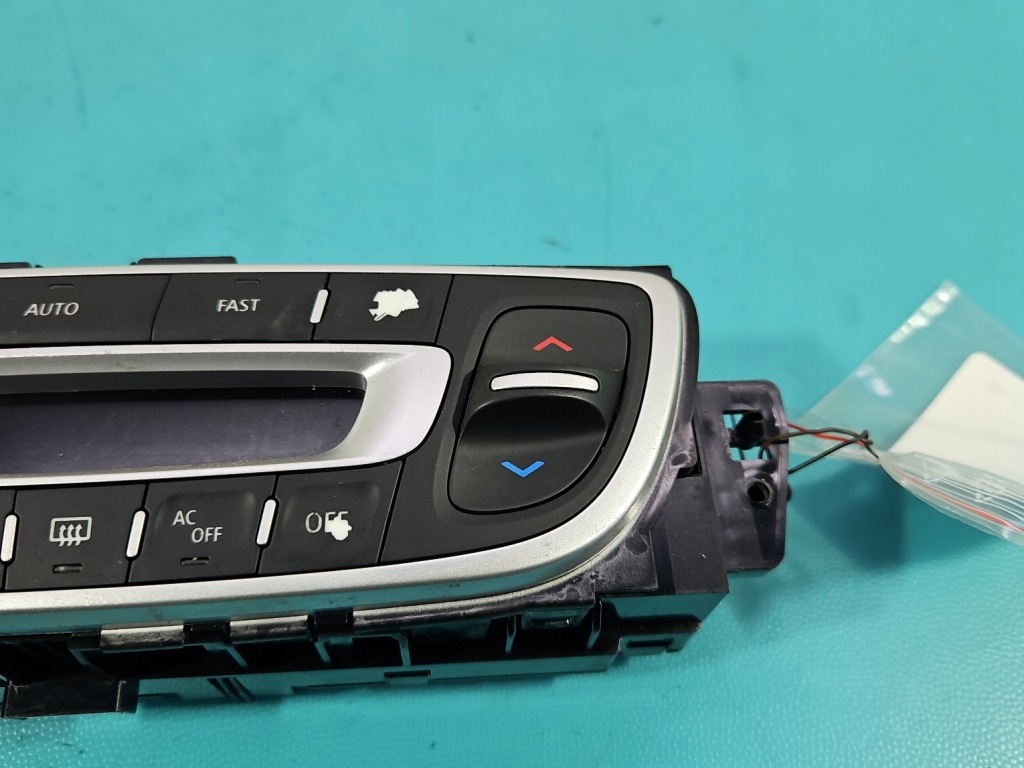 фото №5, Консоль панель обдув renault scenic iii 275109409r