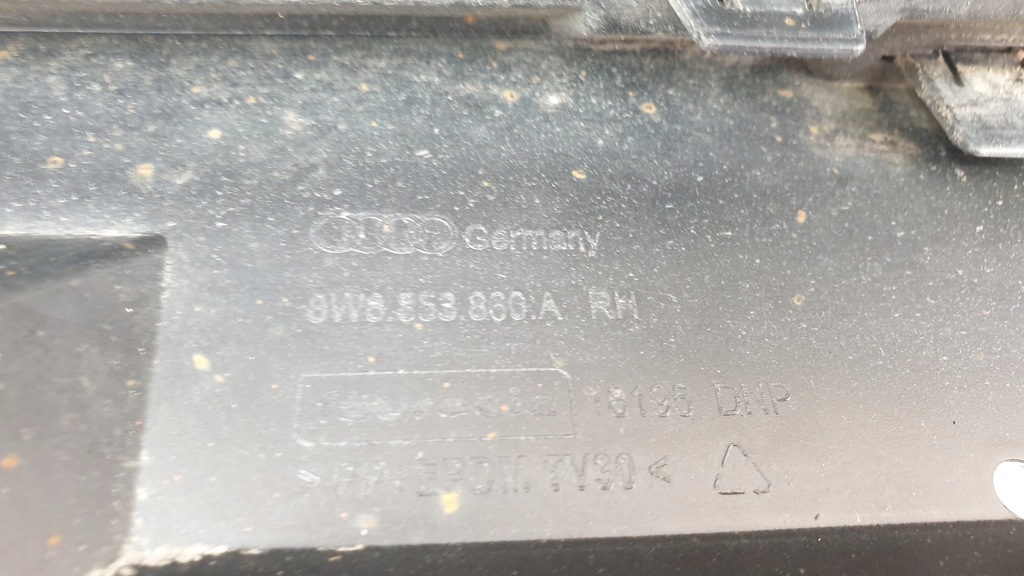 фото №8, Audi a5 8w8 sportback s-line молдинг порог правая