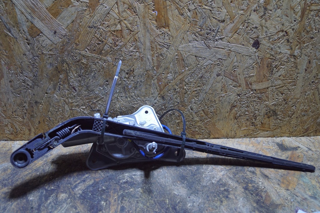 фото №5, Subaru justy iv моторчик дворники задняя + рычаг