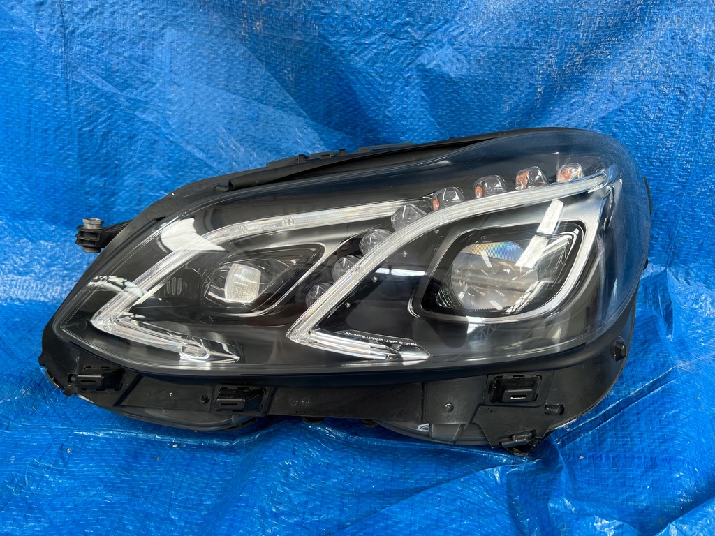 фото №1, Mercedes eklasa w212 lift левая лампа ils full led