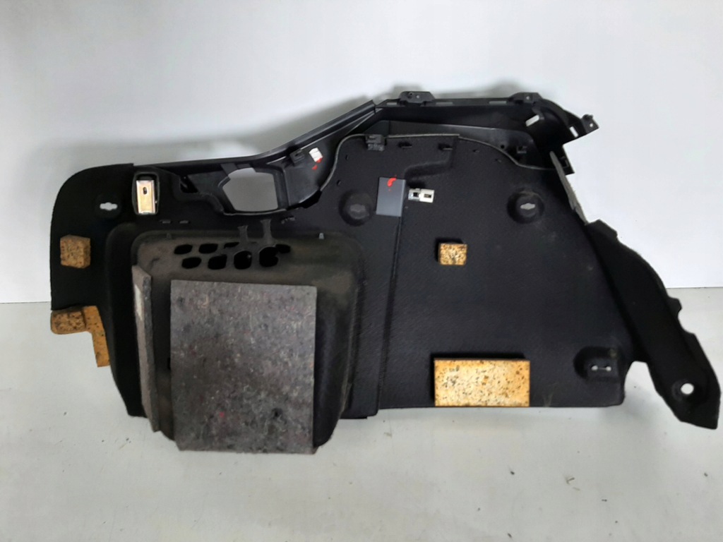 фото №14, Skoda superb ii 2.0tdi 09r обшивка багажника правый задняя 3t5867428g