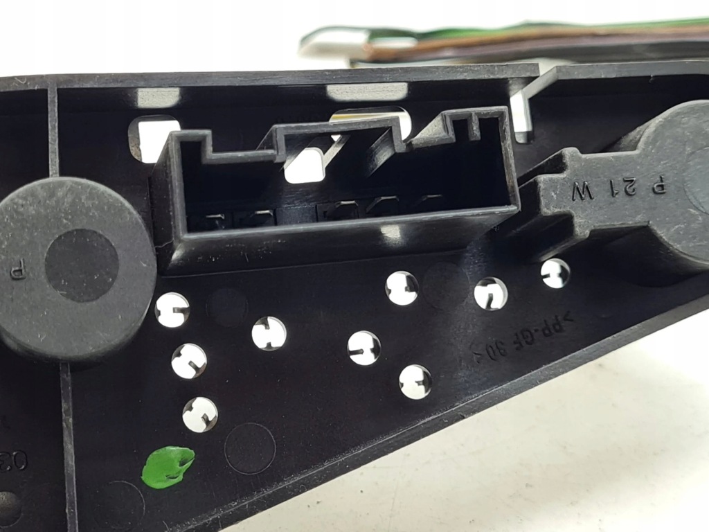 2011 bmw x1 e84 вкладиш лампи задній 03425270 Київ