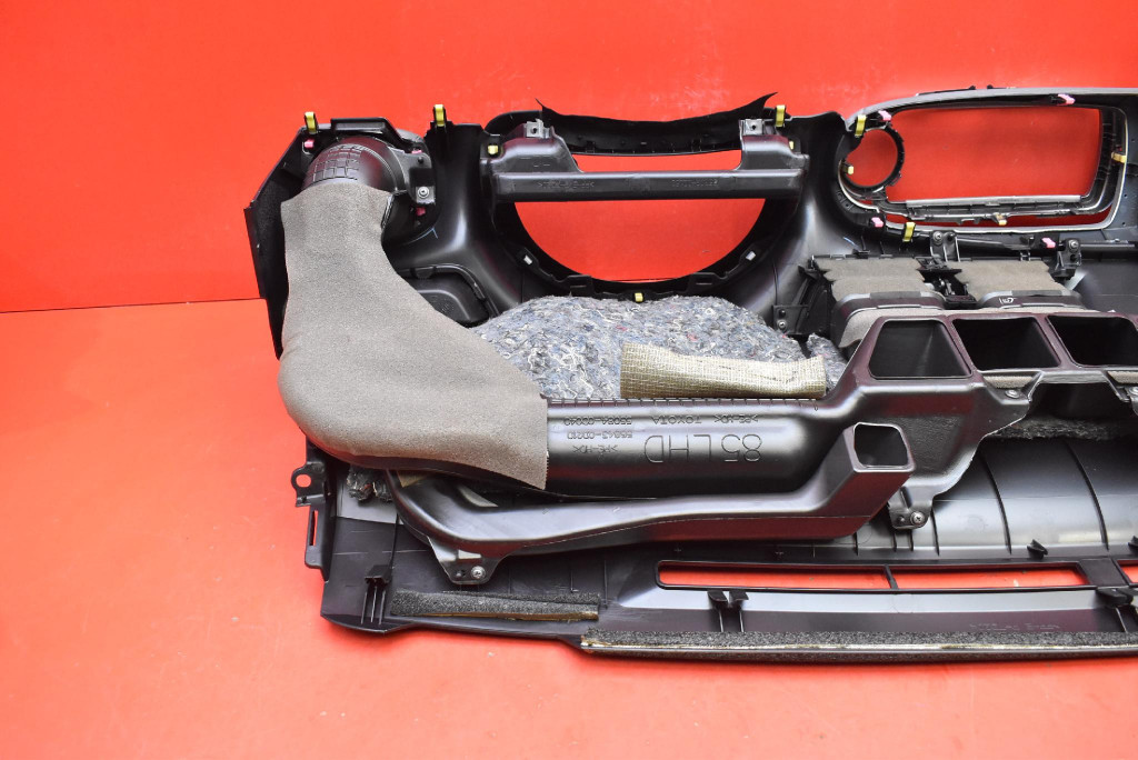 фото №7, Панель приладів приладова консоль панель приладів подушка безпеки eu toyota yaris 3 iii 10-14