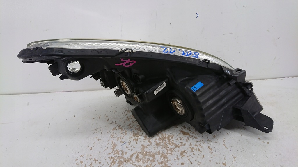 фото №7, Toyota corolla verso лампа левая передняя перед