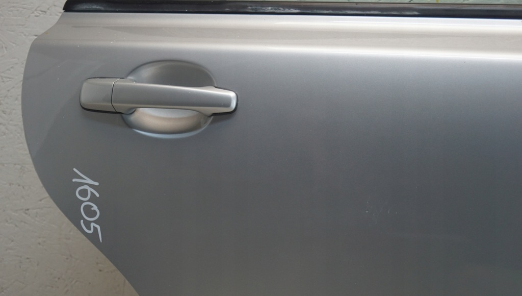 фото №8, Двері правий задня volvo v50