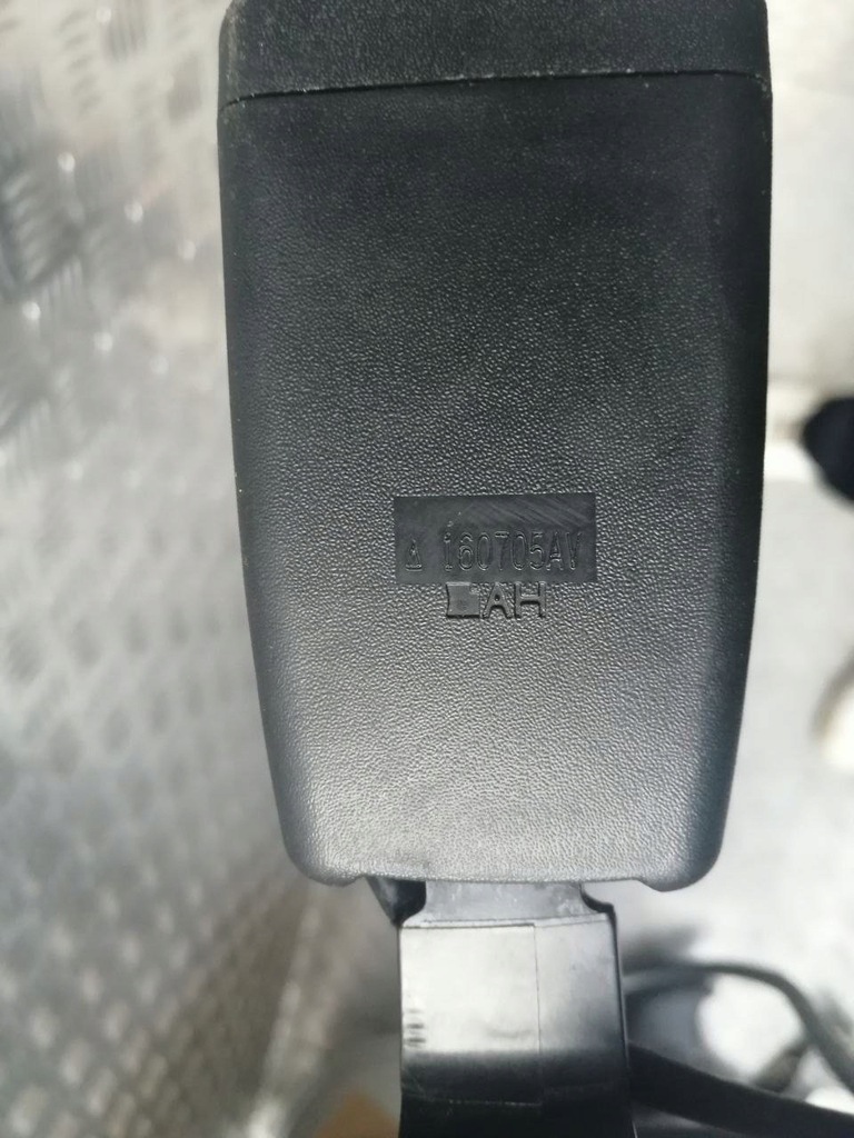 фото №8, Клипса поперечина передний mazda mx5 nd 16-24r