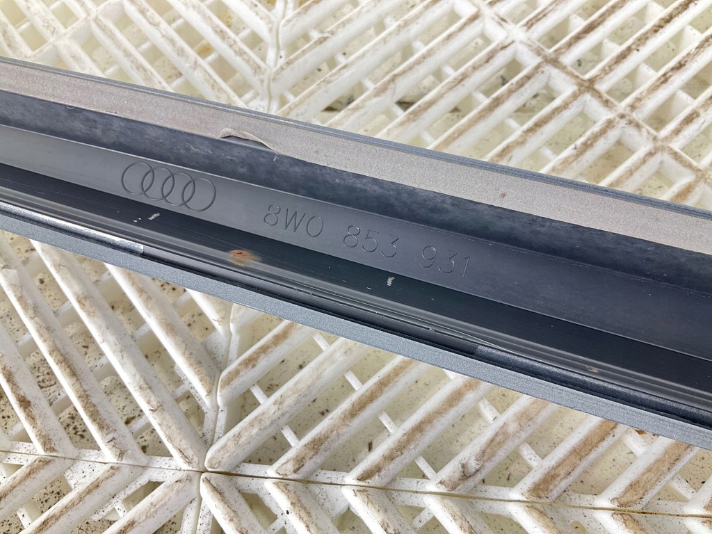 фото №9, 2017 audi a4 s4 b9 накладка порог 8w0853931