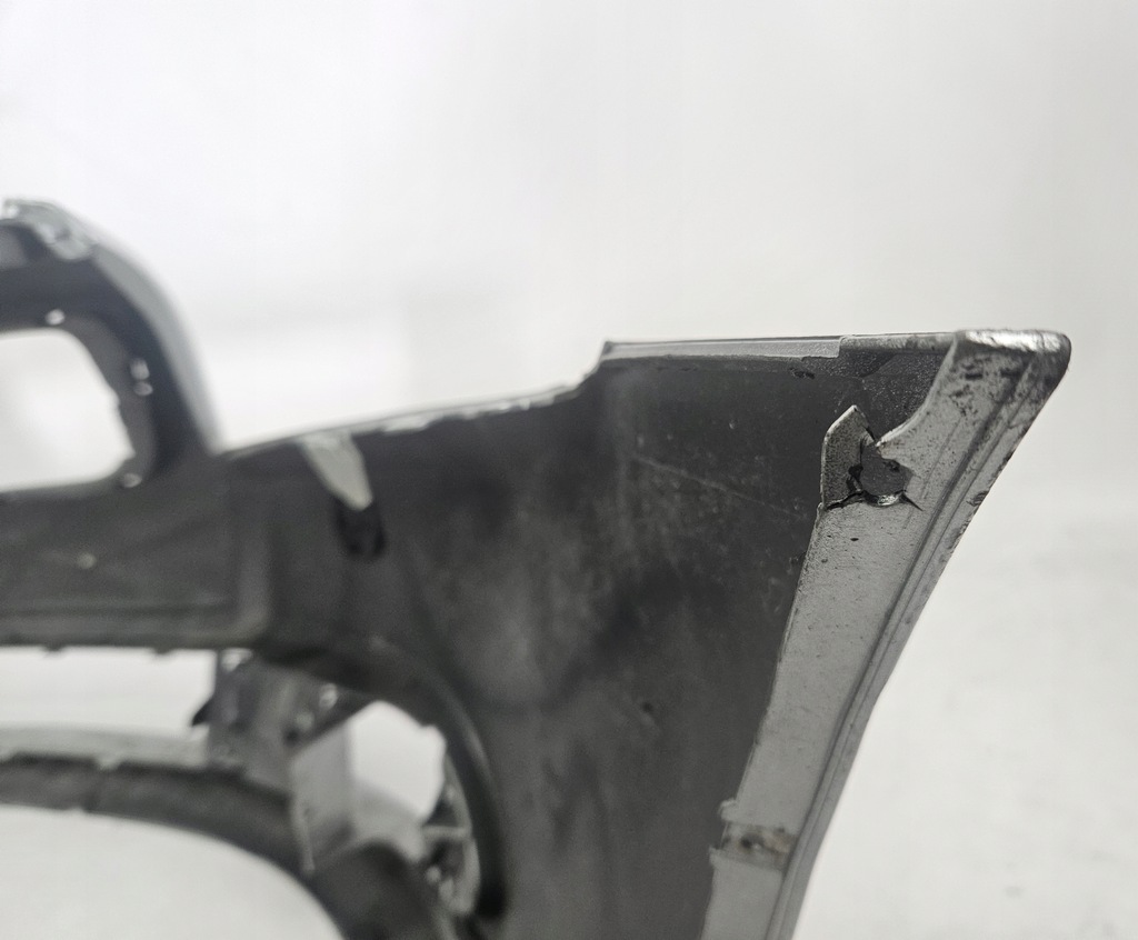 фото №13, Volvo v50 2004 - 2007 бампер перед 30657005