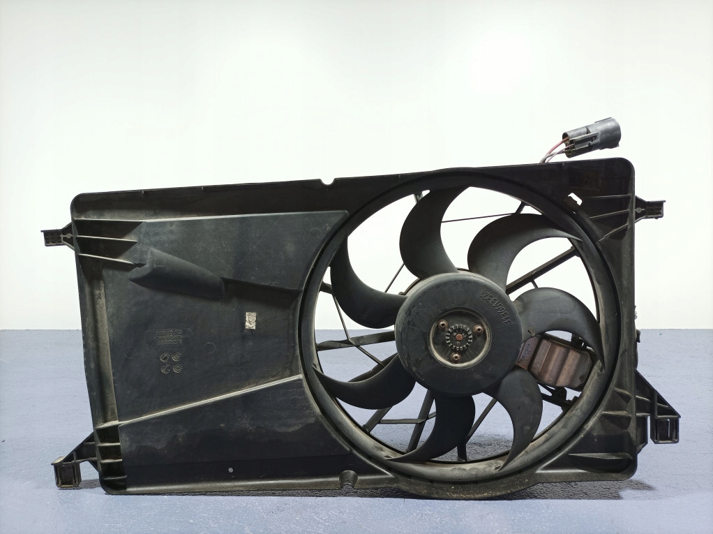 фото №1, Volvo s40 ii lift 2.0 вентилятор вентилятор радіатора 3m5h-8c607-rj 3136613321