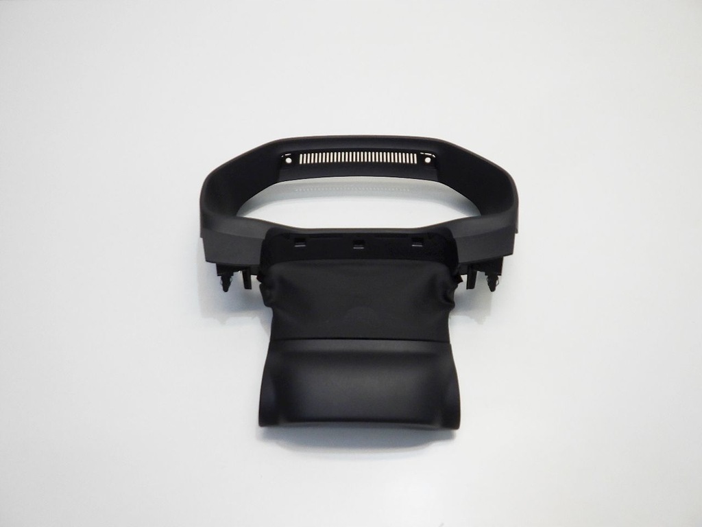 фото №1, Volvo xc40 2020 защита рамка спидометра 31442535